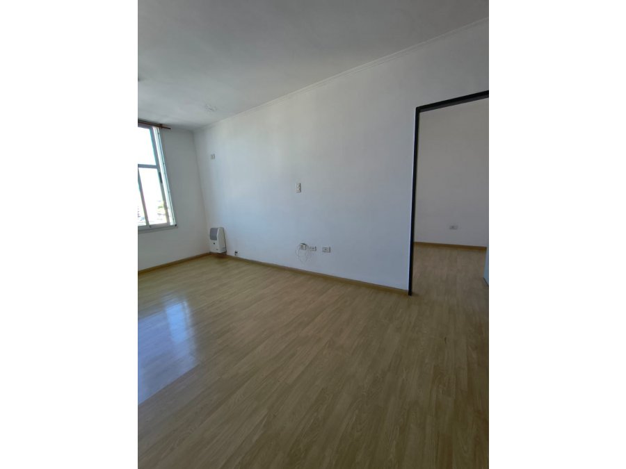 🏢 **DEPARTAMENTO EN ALQUILER – PLENO CENTRO**