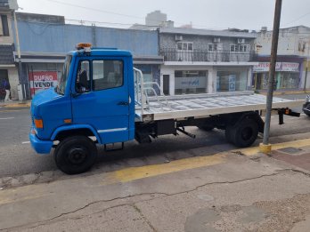 Camión Mercedes Benz L914 con plancha / 1997