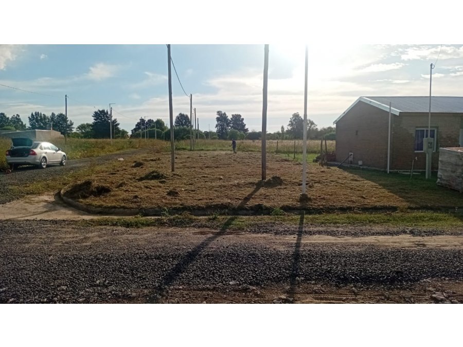 Los Silos 8000 uss. Ingreso a Paraná