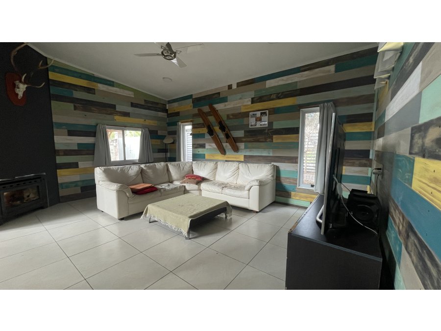 VENTA, HERMOSA CASA LA TOMA!