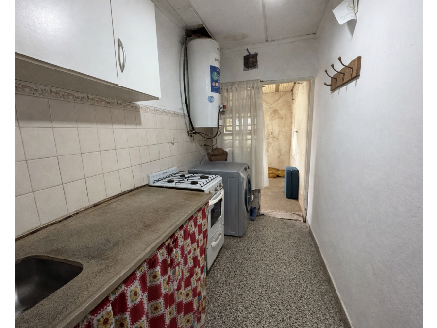 VENTA - CASA SOBRE GDOR CRESPO Y ALTE. BROWN