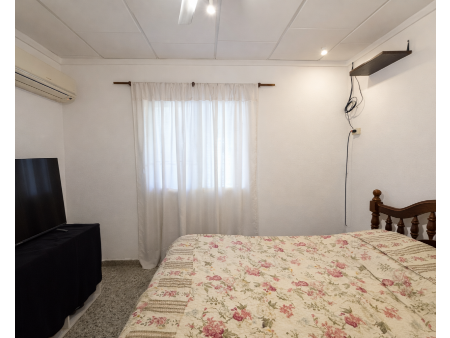 VENTA - CASA SOBRE GDOR CRESPO Y ALTE. BROWN
