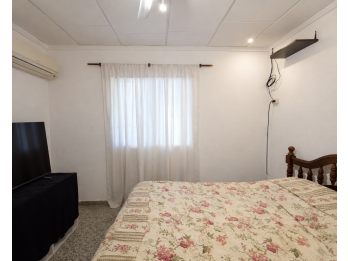 VENTA - CASA SOBRE GDOR CRESPO Y ALTE. BROWN