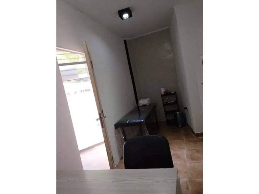 LOCAL / CONSULTORIOS EN VENTA EN PARANÁ