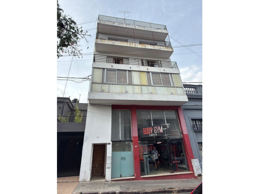DEPARTAMENTO 3 DORMITORIOS EN PLENO CENTRO --oportunidad--