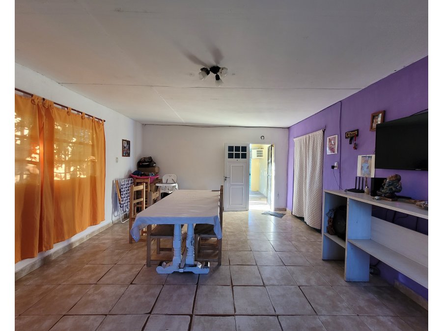 VENTA - CASA DE 2 DORMITORIOS EN COLONIA AVELLANEDA