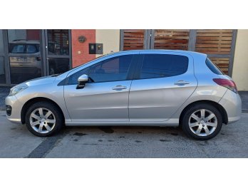 Peugeot 308 1.6 Allure HDI Nav 115cv Caja de 6ta 98.500KM