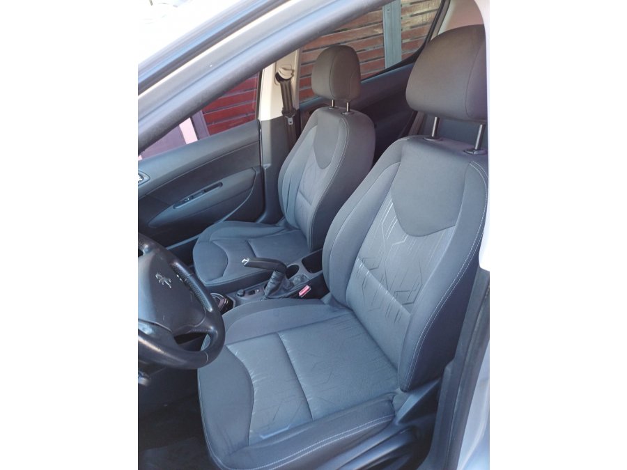 Peugeot 308 1.6 Allure HDI Nav 115cv Caja de 6ta 98.500KM