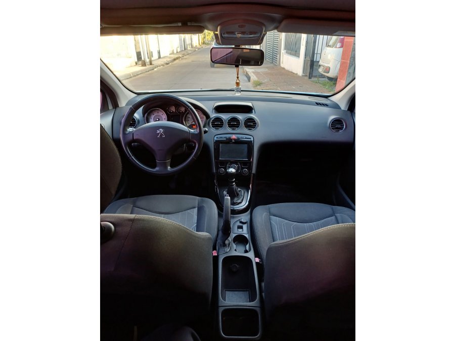 Peugeot 308 1.6 Allure HDI Nav 115cv Caja de 6ta 98.500KM