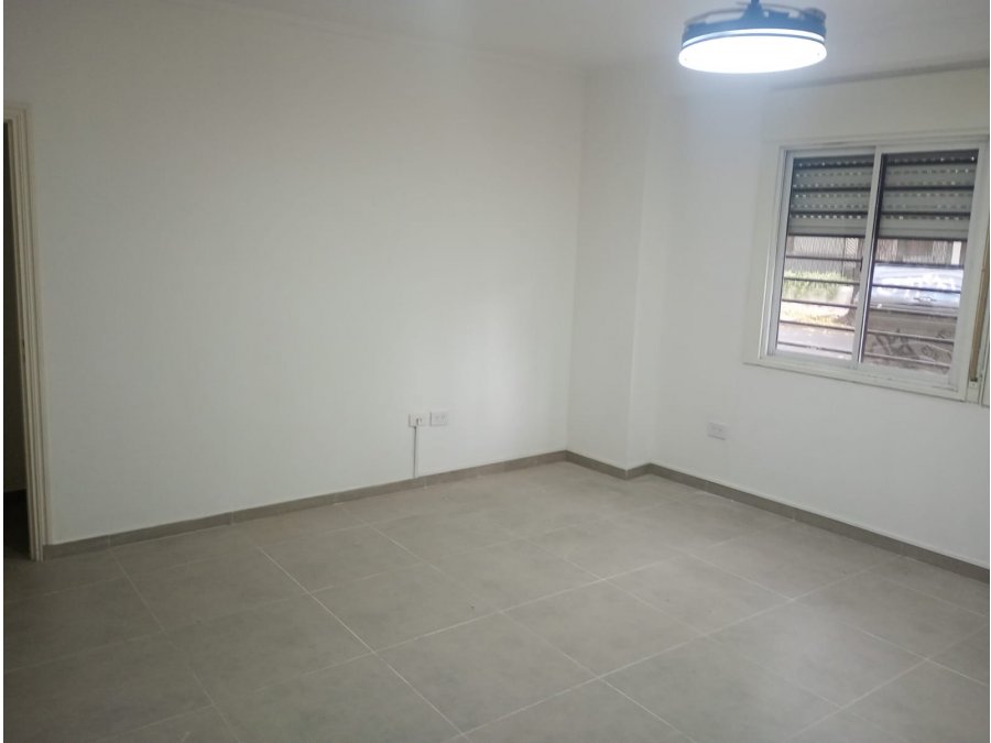 VENDO DEPTO 2 DORMITORIOS CON PATIO