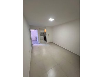 ALQUILO DPTO. DE 1 DORM. CON PATIO, zona UCA- Precio Finales