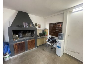 VENTA I APTA CREDITO - CASA 3 DORMITORIOS CON COCHERA