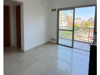 ALQUILER – Depto 1 dormitorio con balcón | Zona facultades