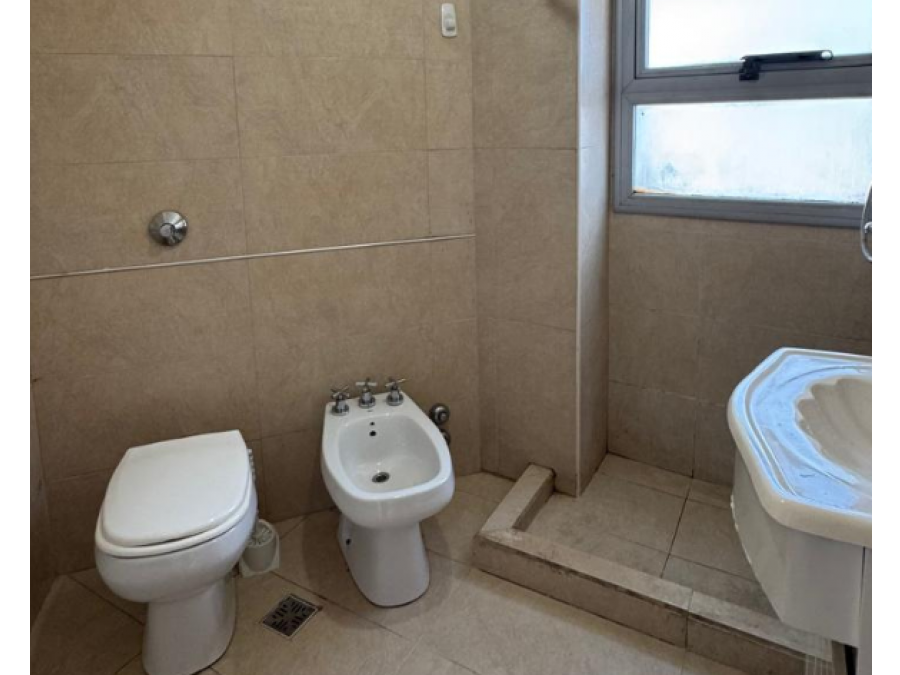 ALQUILER – Depto 1 dormitorio con balcón | Zona facultades