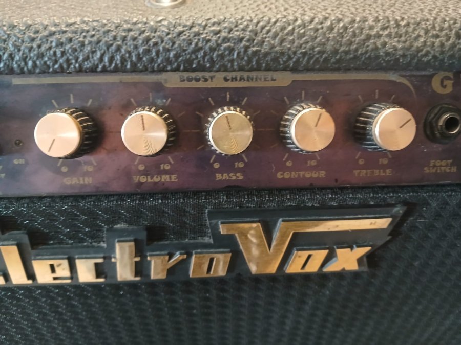Amplificador Electrovox GTT 40