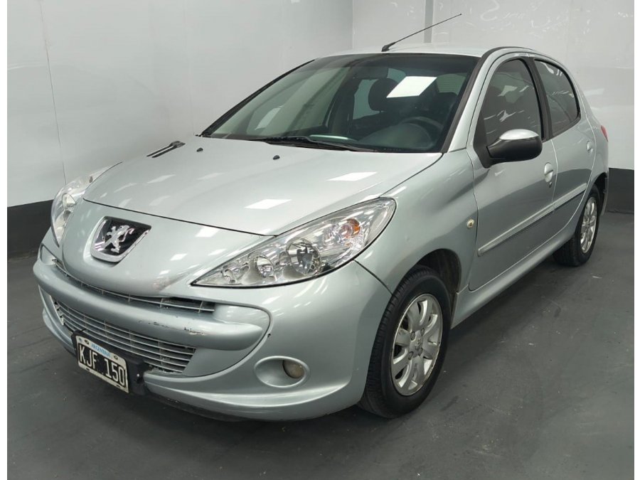 PEUGEOT 207 FULL 1.4 IMPECABLE POCOS Km.  RECIBO MENOR VALOR