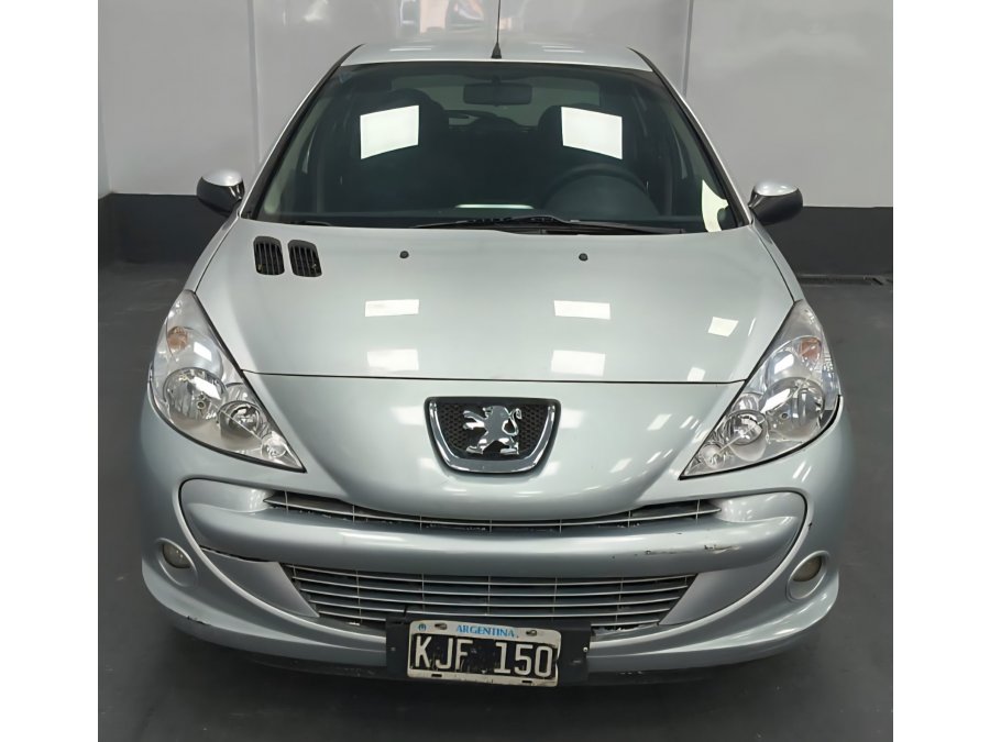 PEUGEOT 207 FULL 1.4 IMPECABLE POCOS Km.  RECIBO MENOR VALOR