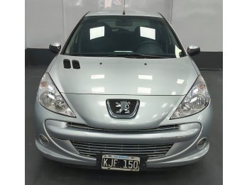 PEUGEOT 207 FULL 1.4 IMPECABLE POCOS Km.  RECIBO MENOR VALOR