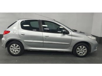 PEUGEOT 207 FULL 1.4 IMPECABLE POCOS Km.  RECIBO MENOR VALOR