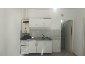 Alquilo Departamenot Zona cinco esquinas no paga expensas
