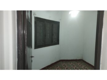 Alquilo Casa en Esquina Gutierrez y Hilario de la Quintana