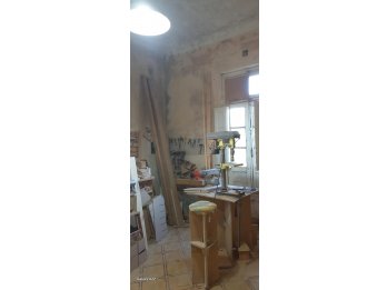 Vendo Terreno  Alto con Casa a Reciclar en Esquina