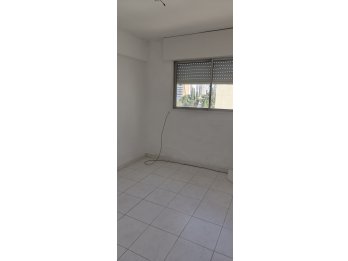 Alquilo departamento 2 dormitorios calle Corrientes