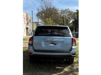 IMPECABLE JEEP COMPASS 4 X 4
