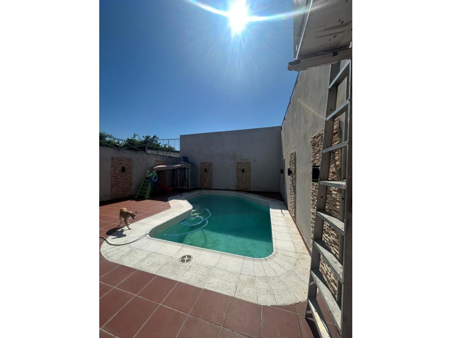 Excelente casa en venta – Calle Ayacucho, Paraná