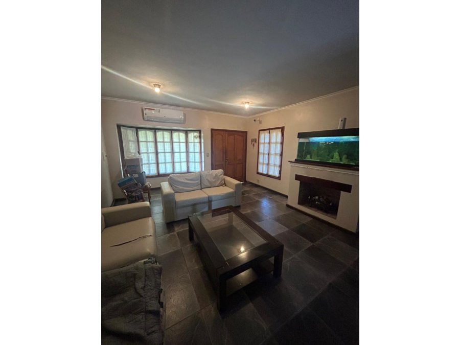 Excelente casa en venta – Calle Ayacucho, Paraná