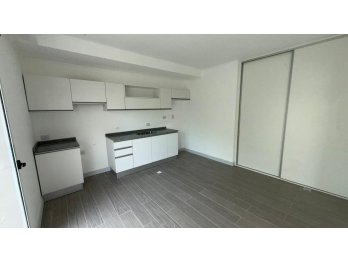 SE VENDE CASA 2 DORM, COCHERA Y FONDO VERDE, ORO VERDE, INTA