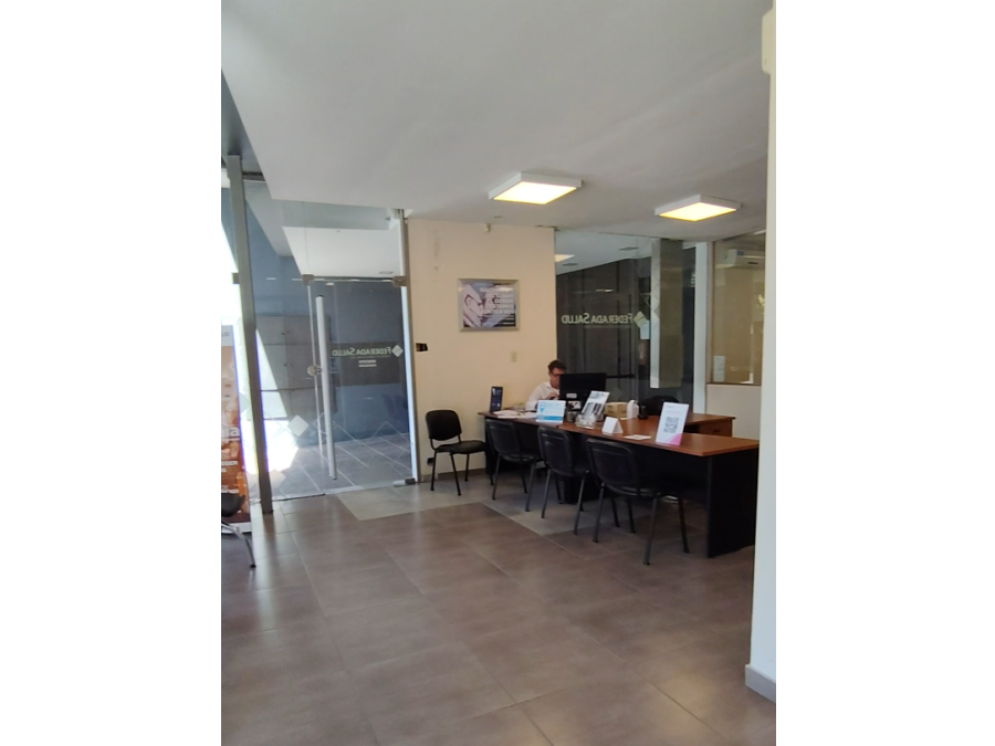 Dueño Vende Local Comercial en Av Echague 550.