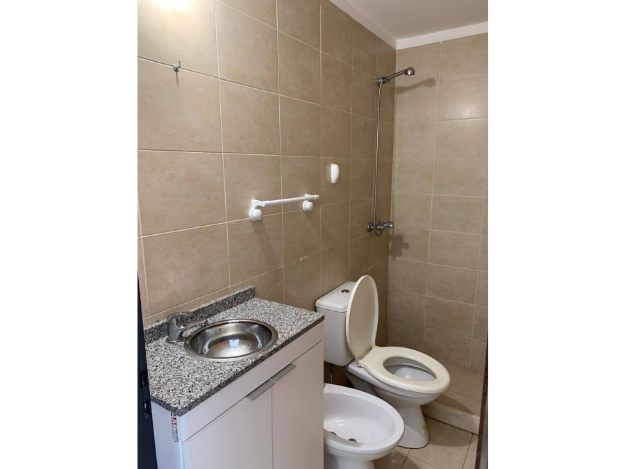 Alquilo Monoambiente calle Rosario del Tala 372  Piso 1