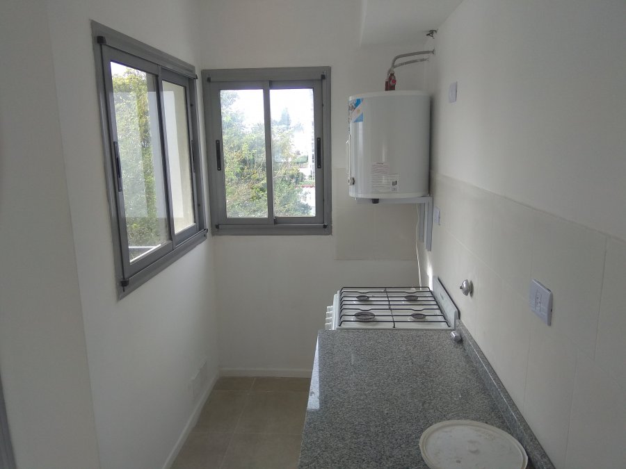 Alquilo Departamento Centrico 1 Domitorio Calle San Juan 346