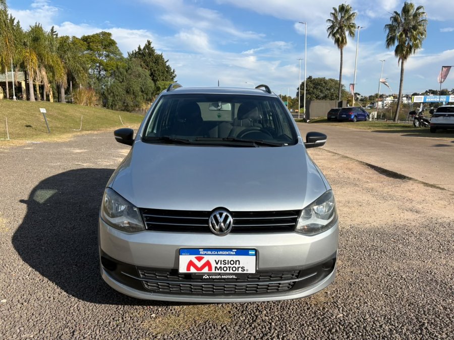 VOLKSWAGEN Suran 1.6