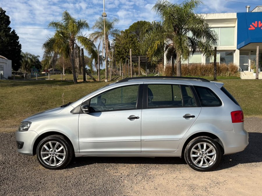 VOLKSWAGEN Suran 1.6