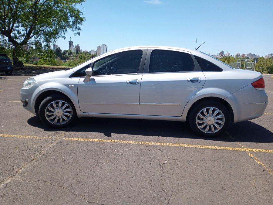 VENDO FIAT LÍNEA IMPECABLE!!