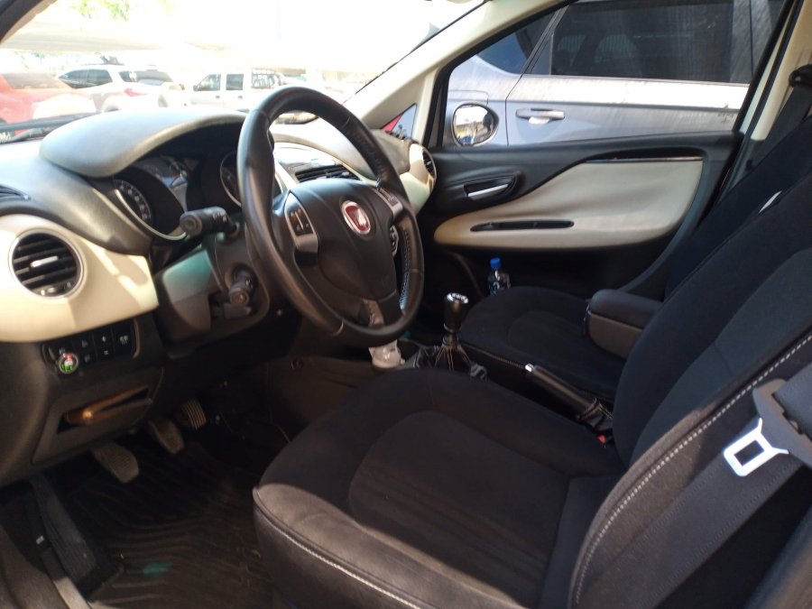VENDO FIAT LÍNEA IMPECABLE!!