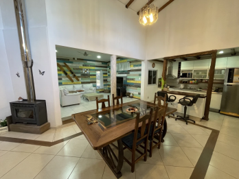GRAN CASA EN VENTA | ZONA TOMA VIEJA