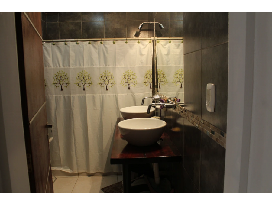 GRAN CASA EN VENTA | ZONA TOMA VIEJA