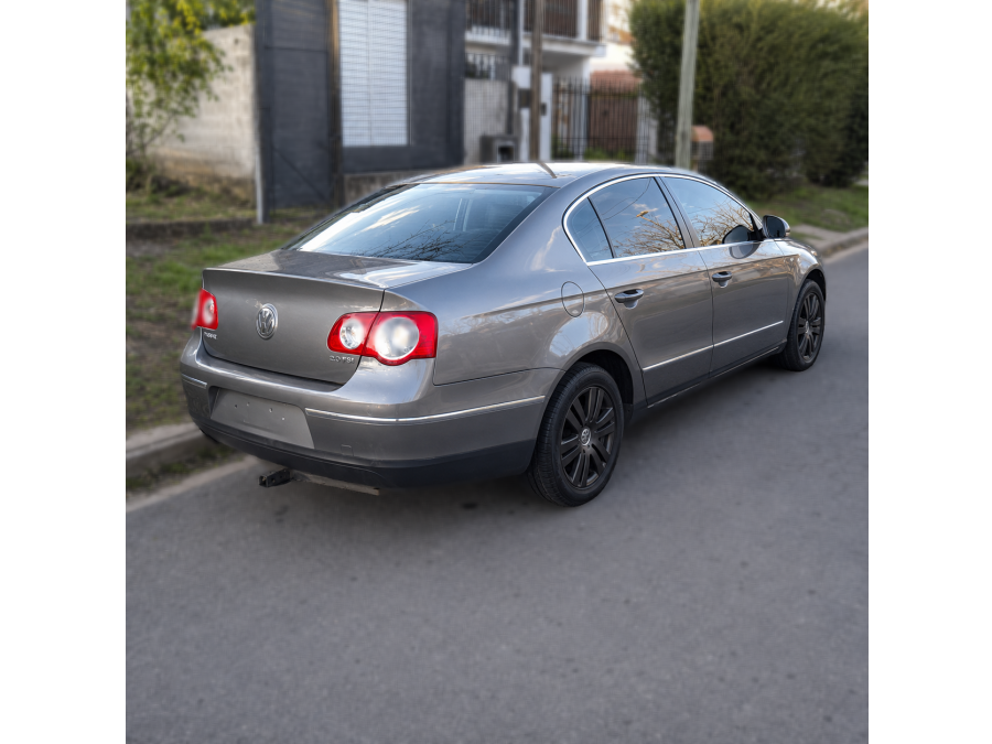 VENDO O PERMUTO VW PASSAT 2.0 FSI EXCLUSIVE TIP AÑO 2.008
