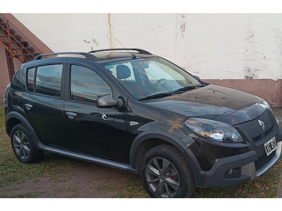 Sandero StepWay   RIP CURL   /     2012