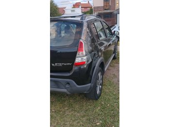 Sandero StepWay   RIP CURL   /     2012