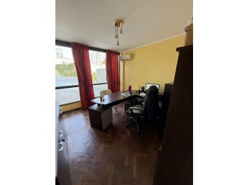 Oportunidad! Vendo oficina zona Casa de Gobierno/Tribunales
