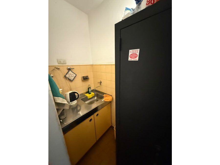 Oportunidad! Vendo oficina zona Casa de Gobierno/Tribunales