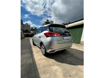 TOYOTA YARIS 1.5 XS M/T  AÑO 2.024