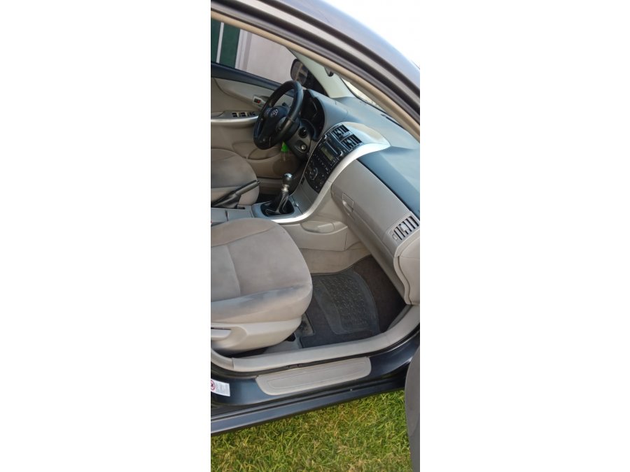 Como nuevo Toyota Corolla 2012