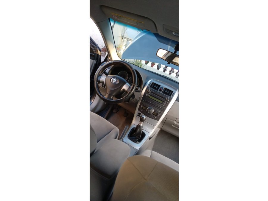 Como nuevo Toyota Corolla 2012