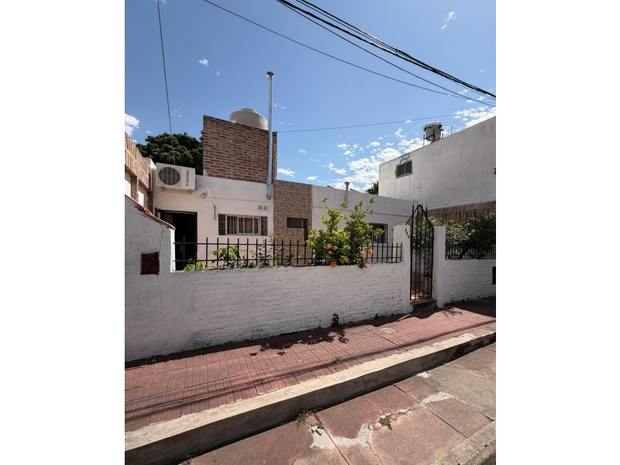 CASA EN VENTA CON GRAN POTENCIAL | PARANÁ