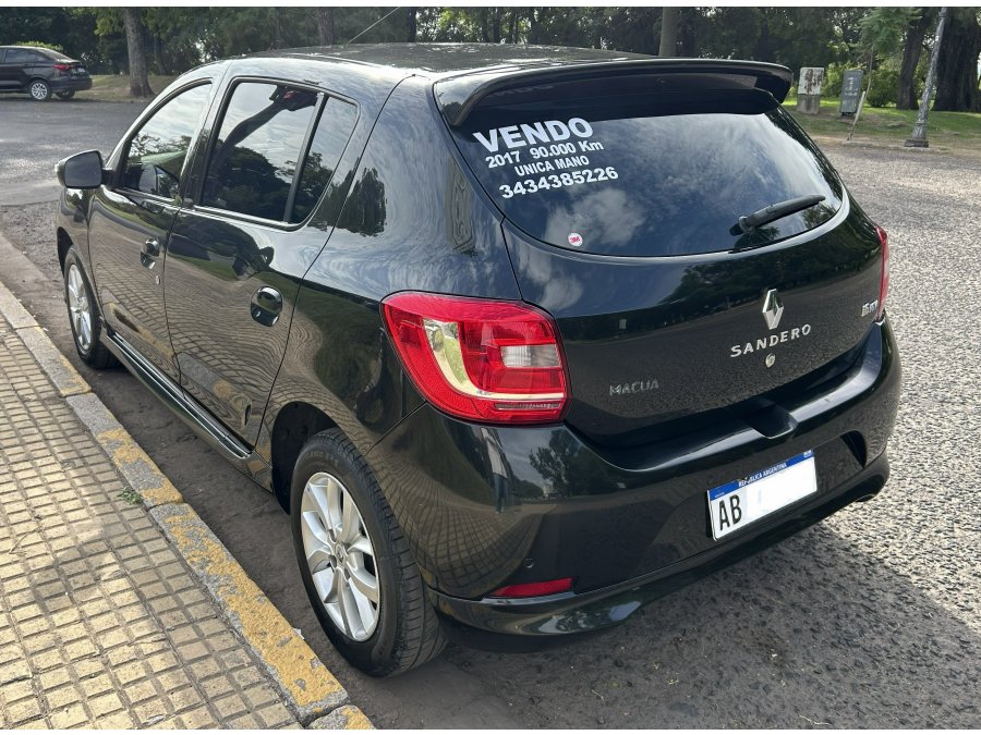 Sandero Privilege 2017 única mano 90mil km